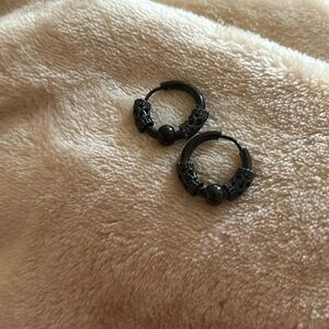 Men’s hoop earrings